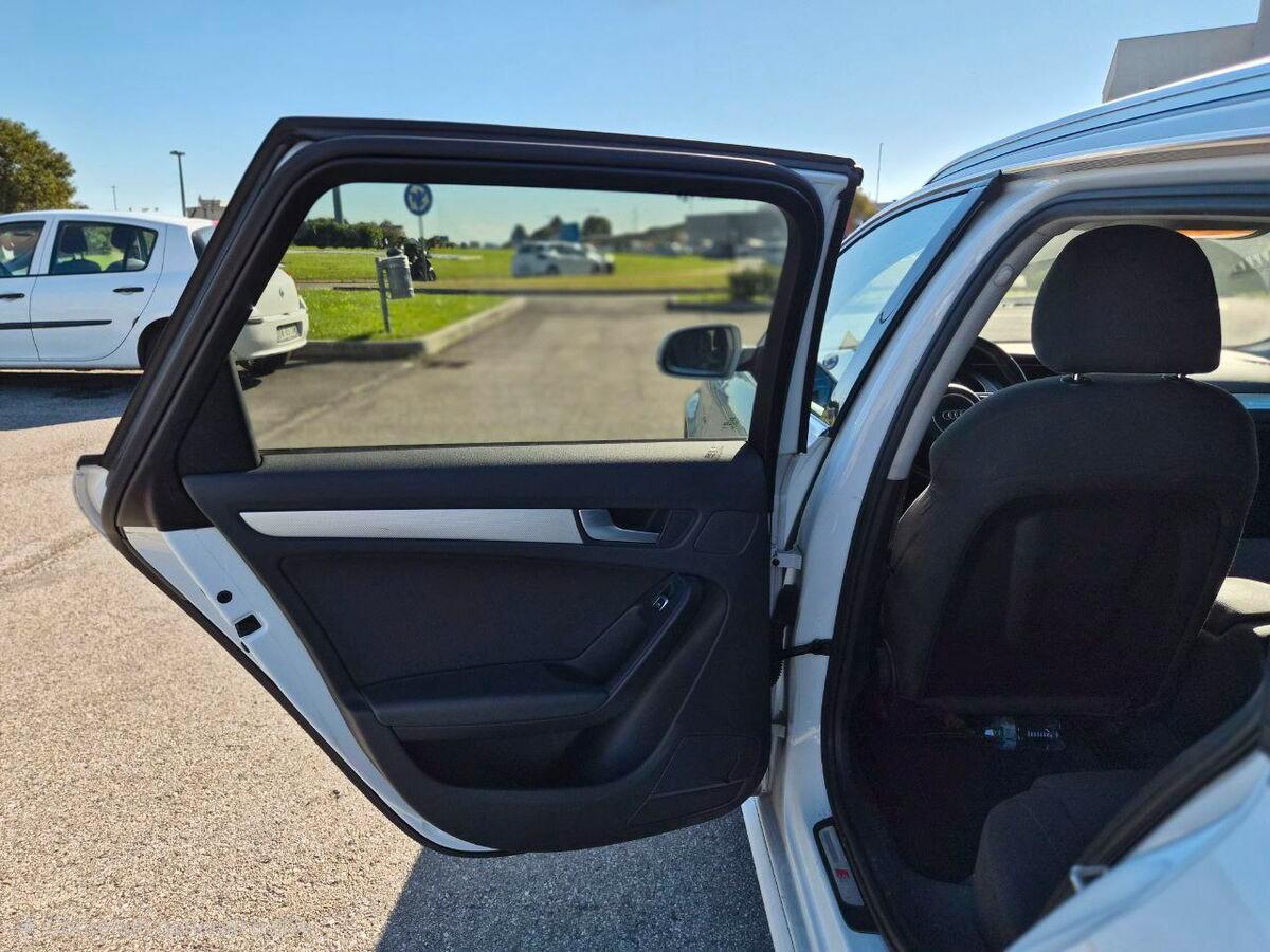 Audi A4 2.0 tdi Ambiente quattro 190cv s-tronic