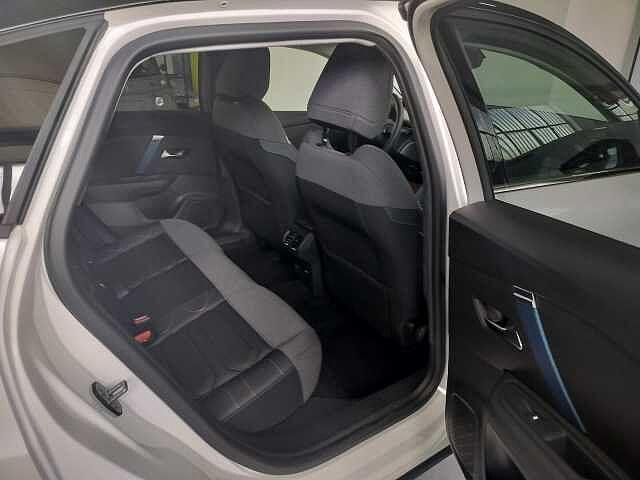 Citroen ë-C4 motore elettrico 136 CV Shine