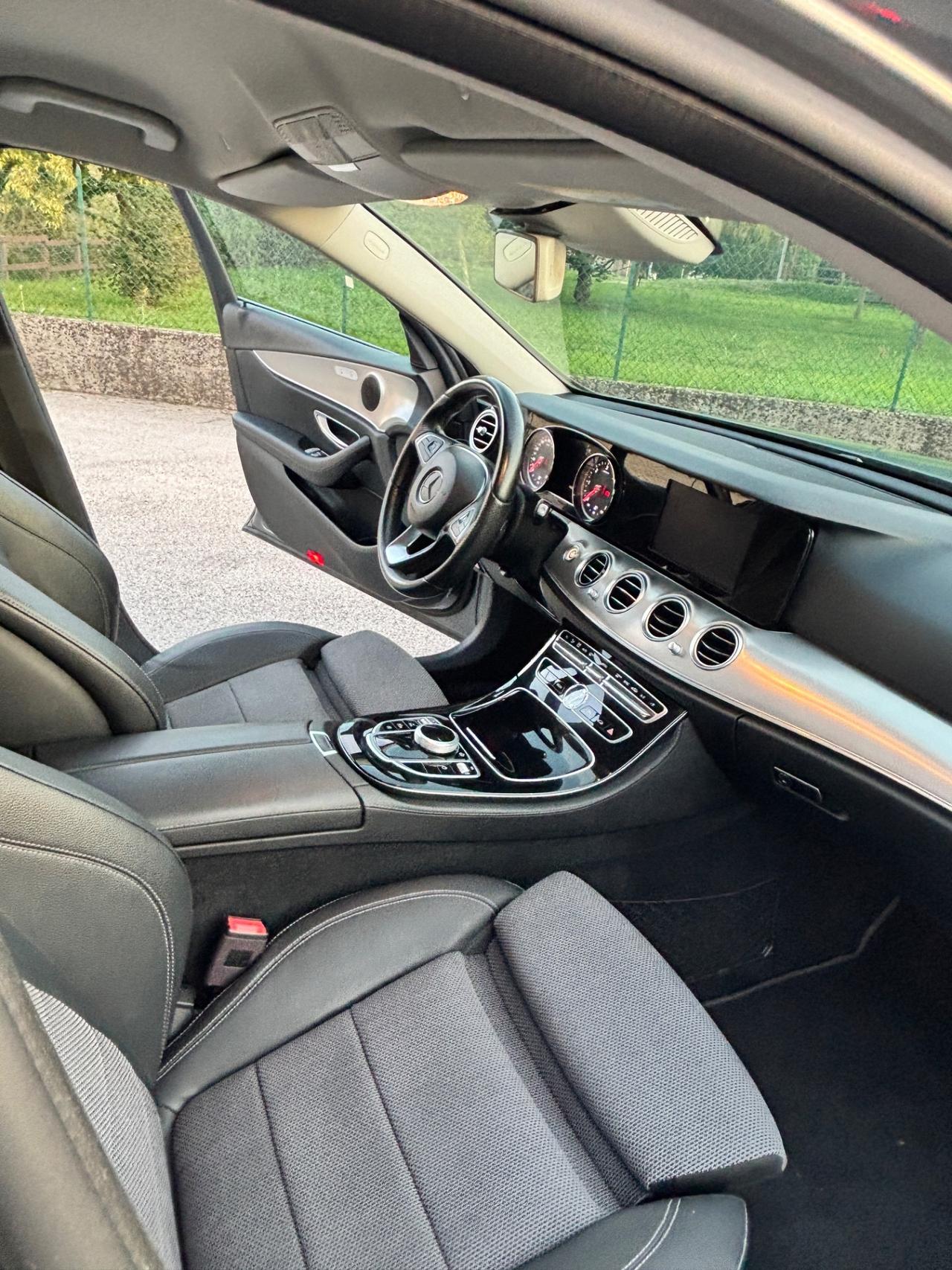 Mercedes-benz E 220 Business Sport