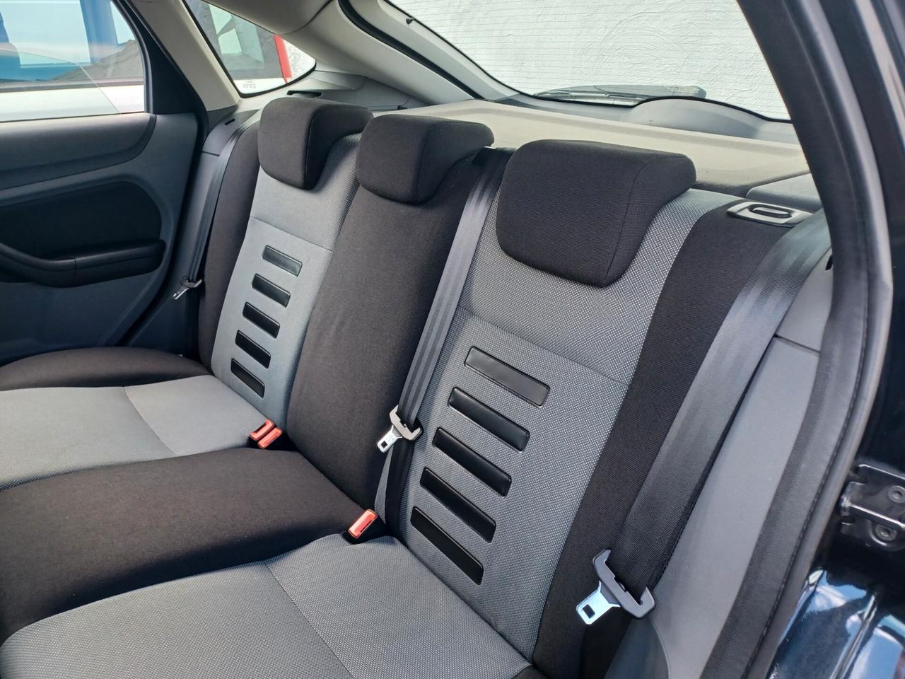 Ford Focus 1.6 GPL Titanium UNICO PROPRIETARIO