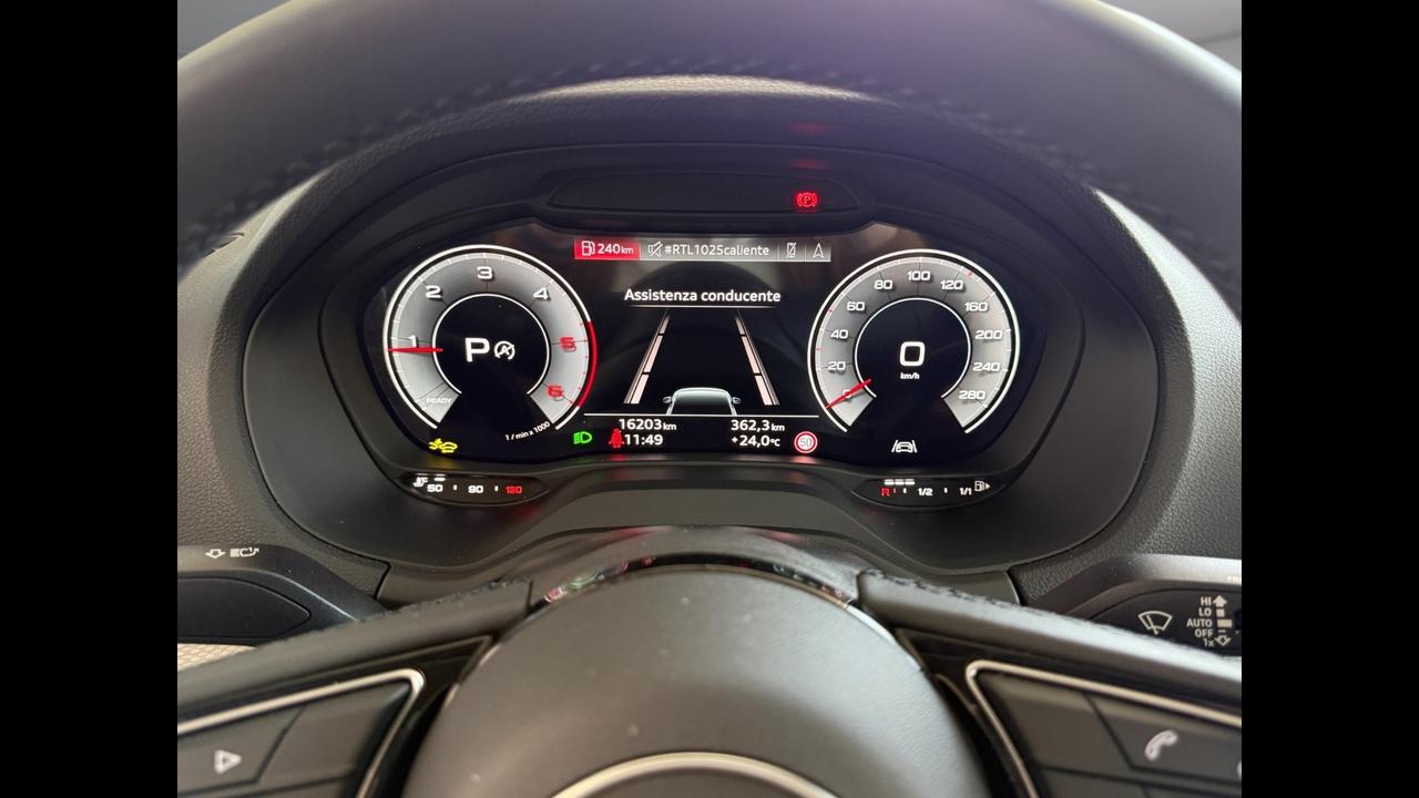 AUDI Q2 I 2021 - Q2 35 2.0 tdi Business s-tronic