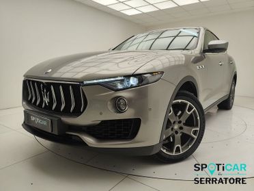 Maserati Levante 3.0 V6 275cv auto