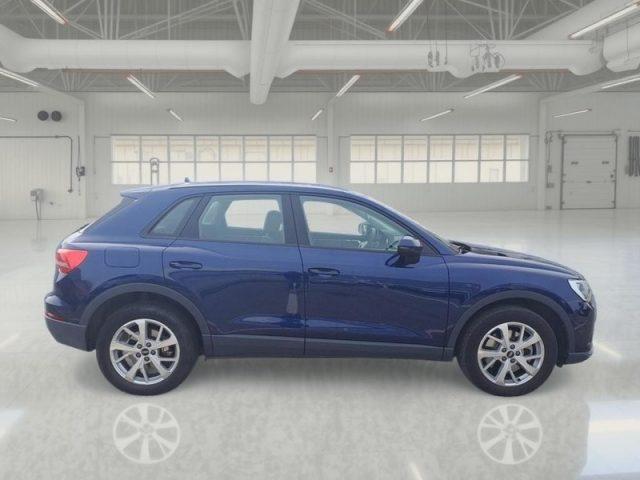 AUDI Q3 35 TFSI S tronic Business Advanced