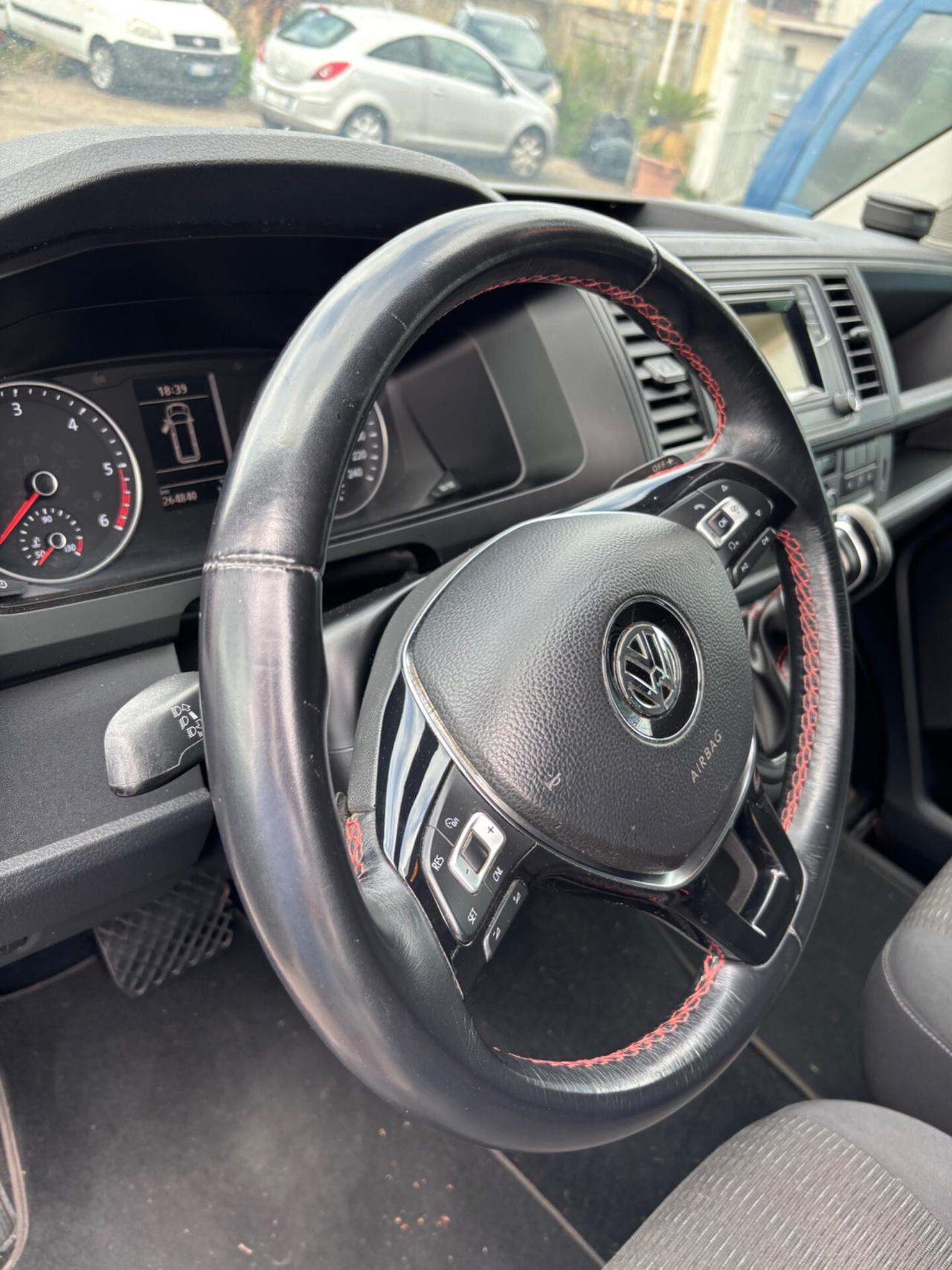 Volkswagen Caravelle 2.0 TDI 150CV DSG PC Cruise cambio automatico