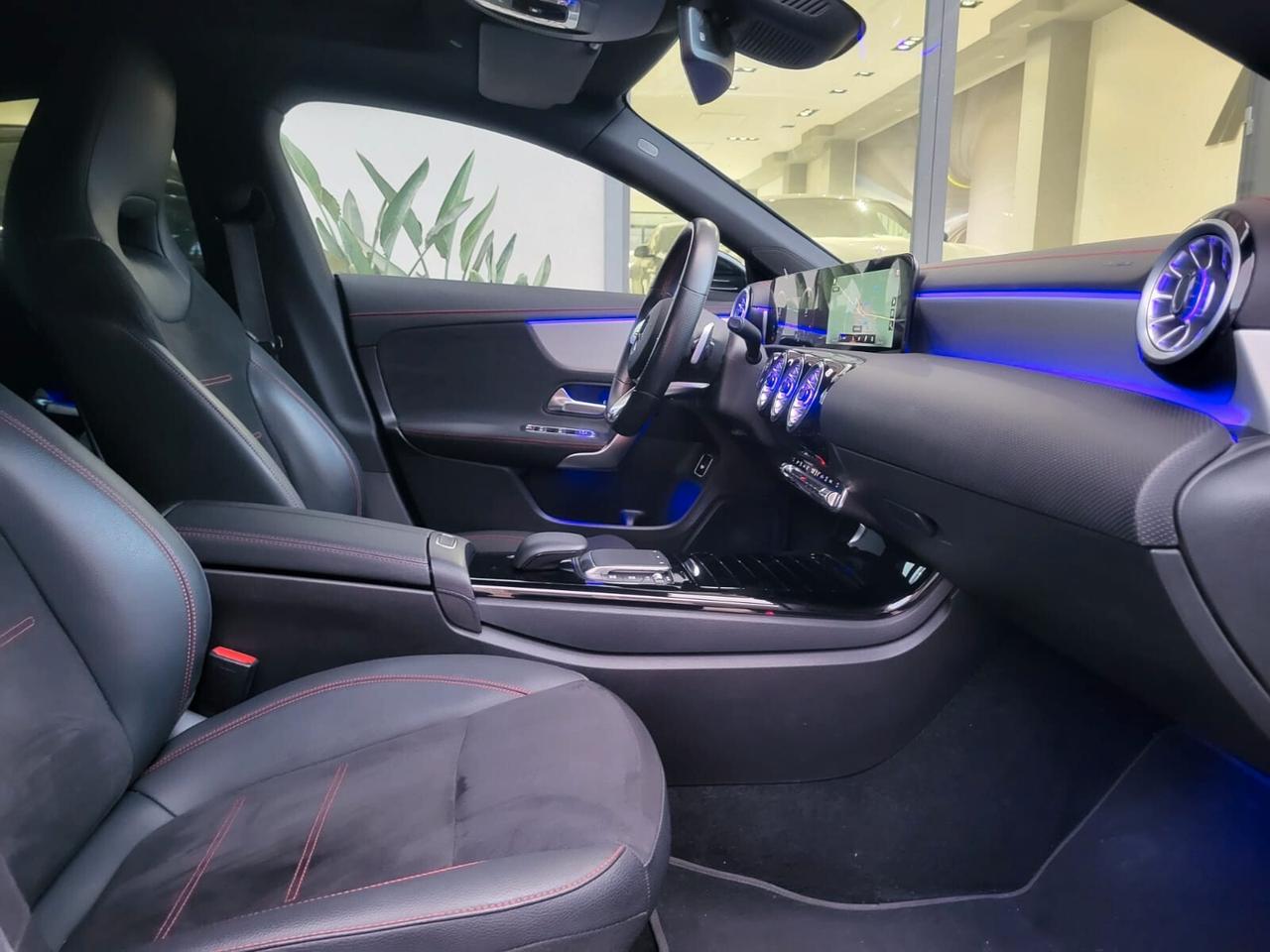 Mercedes CLA 200 d 150 Cv Autom. Premium/Amg+Tetto+Luci Ambiente...