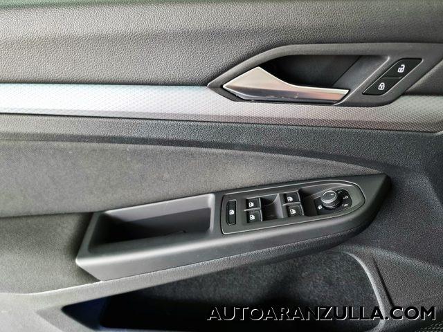 VOLKSWAGEN Golf 8 2.0 Edition Navi TDI 115CV Life - Fari Matrix IQ