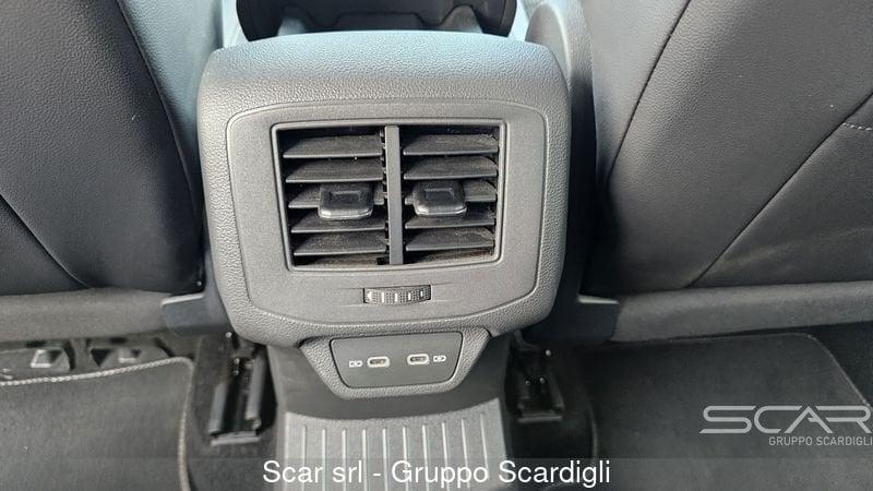 Volkswagen T-Roc 1.5 TSI ACT DSG R-Line *PREZZO REALE NON VINCOLATO A FINANZIAMENTO*