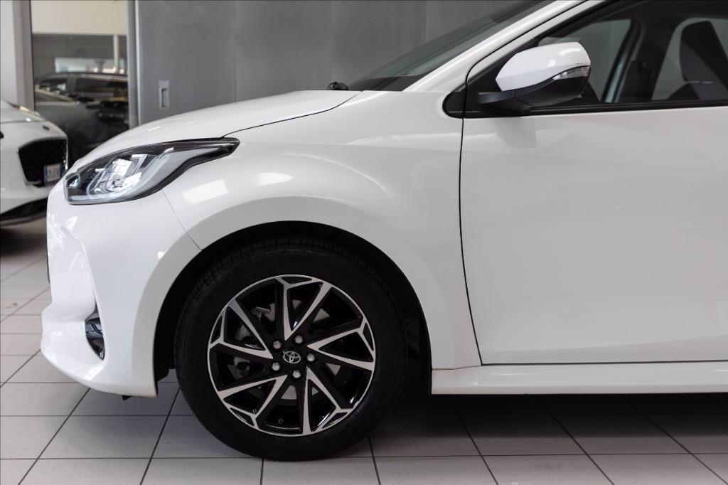 TOYOTA Yaris 1.5h Business del 2022