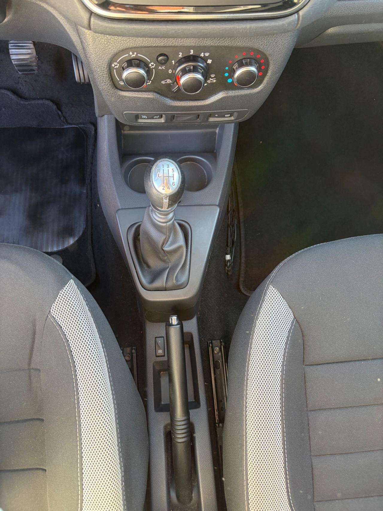 Dacia Dokker 1.5 Blue dCi Serie Speciale Wow