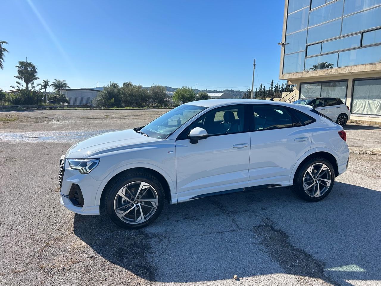 Audi Q3 SPB 35 TDI S tronic line edition