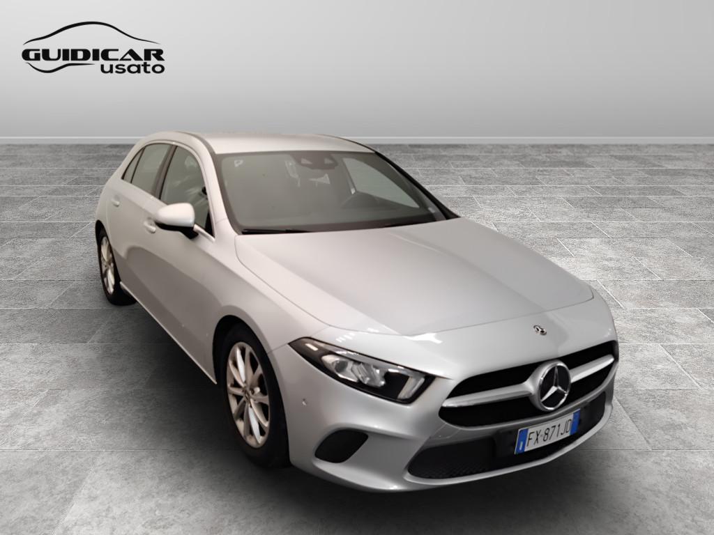 Mercedes-Benz Classe A - W177 2018 - A 180 d Sport auto