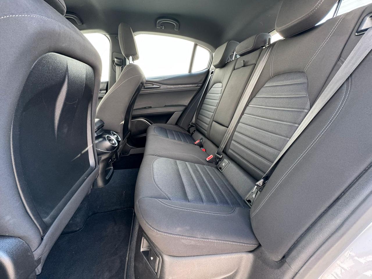 Alfa Romeo Stelvio 2.2 Turbodiesel 190 CV AT8 RWD Business