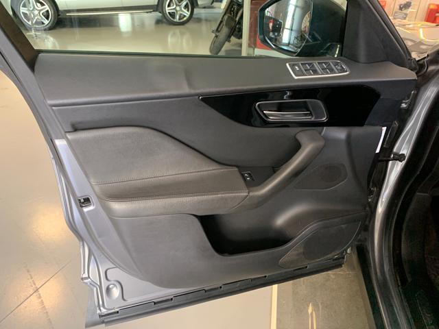 JAGUAR F-Pace 2.0 D 180 CV AWD aut. Portfolio