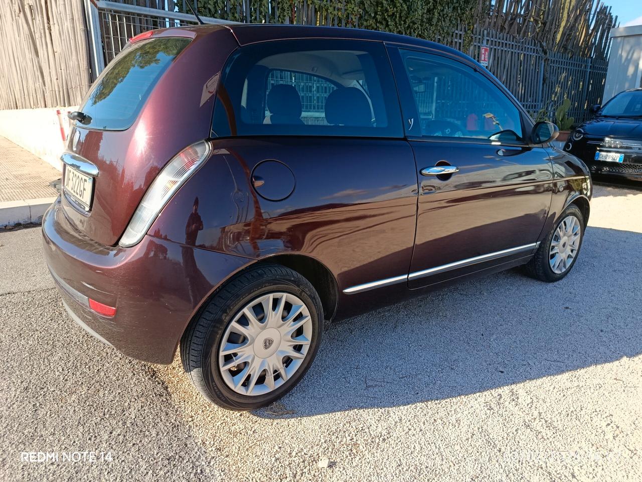Lancia Ypsilon 1.2 Argento