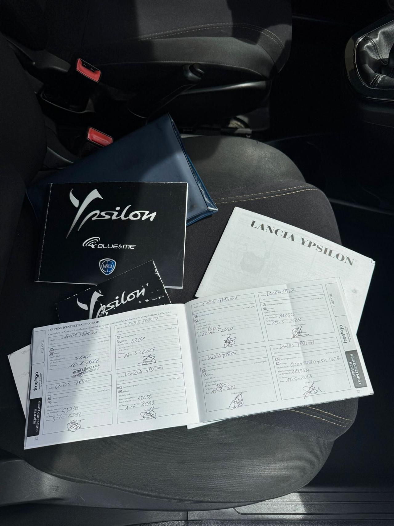 Lancia Ypsilon 1.2 69 CV 5 porte Platinum, NO VINCOLI, TAGLIANDI CERTIFICATI, FRIZIONE NUOVA, FULL OPT.