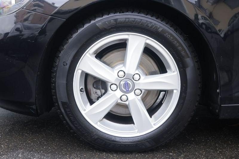 Volvo V40 Volvo V40 D2 1.6 Powershift Momentum Unicoproprietario