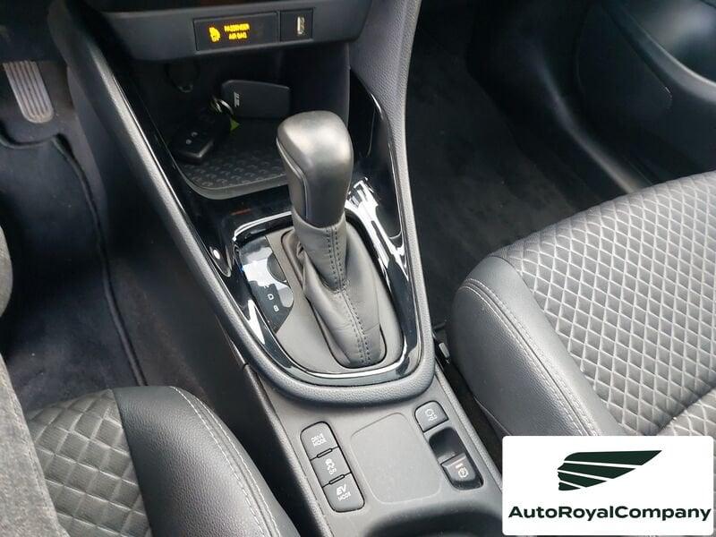 Toyota Yaris Hybrid Lounge MY20