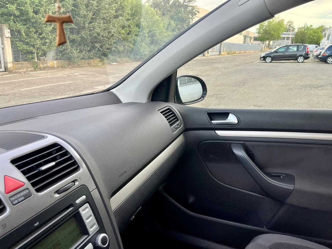 VW Golf 1.6GPL 2007 196.000km perfettamente funzionante