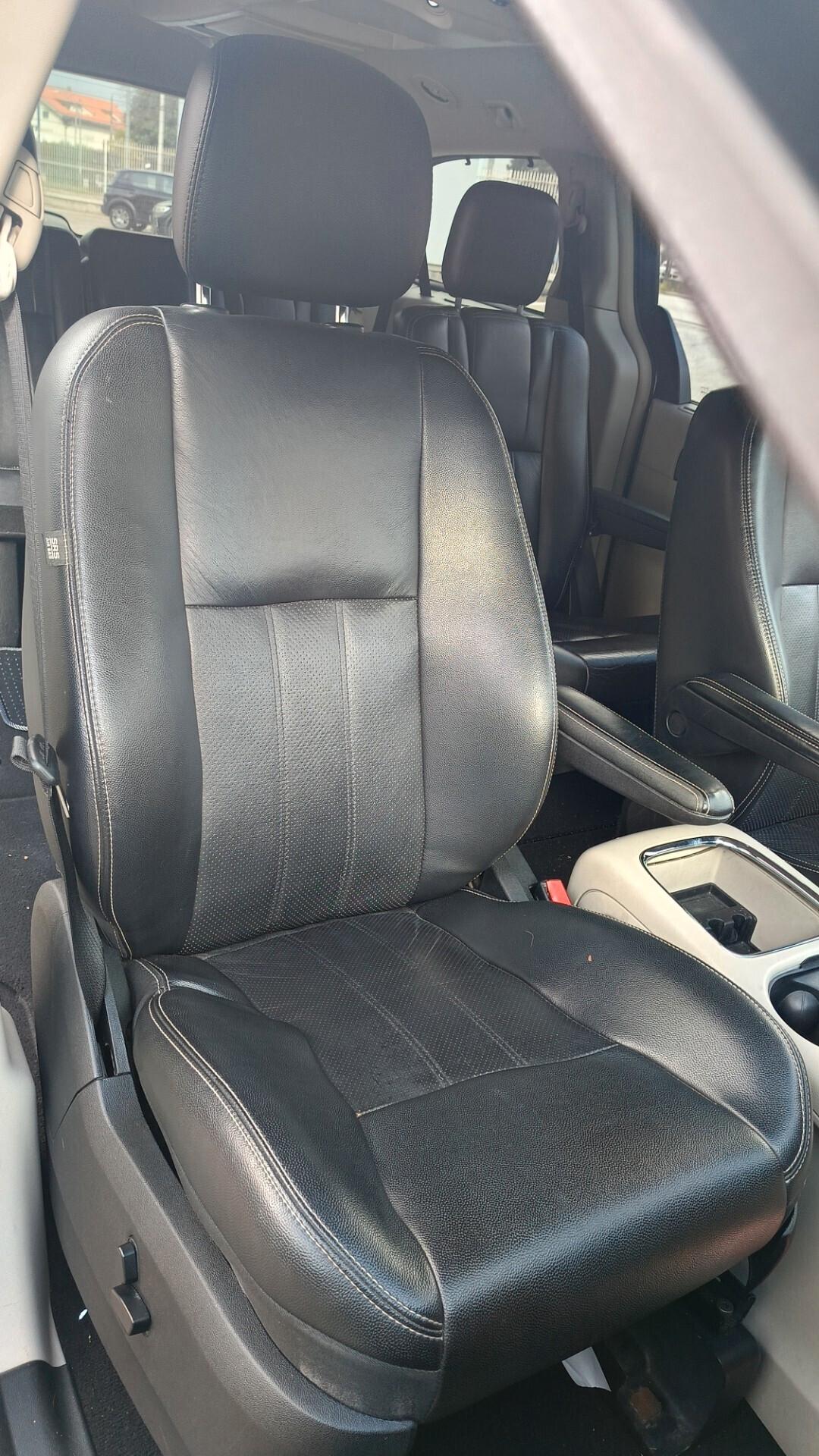 Lancia Voyager 2.8 Turbodiesel Platinum 163 CV