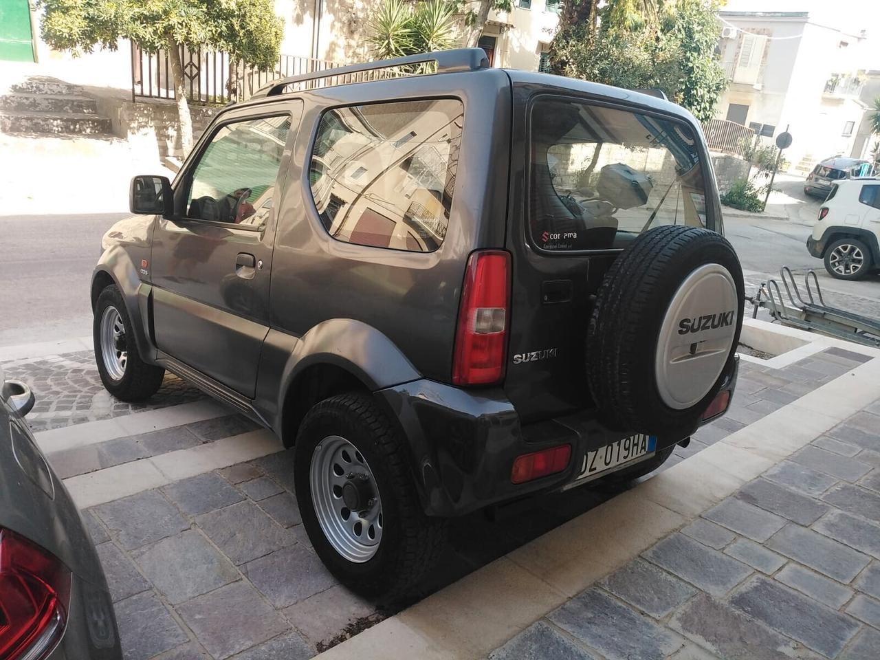 Suzuki Jimny 1.5 DDiS cat 4WD JLX - 2010