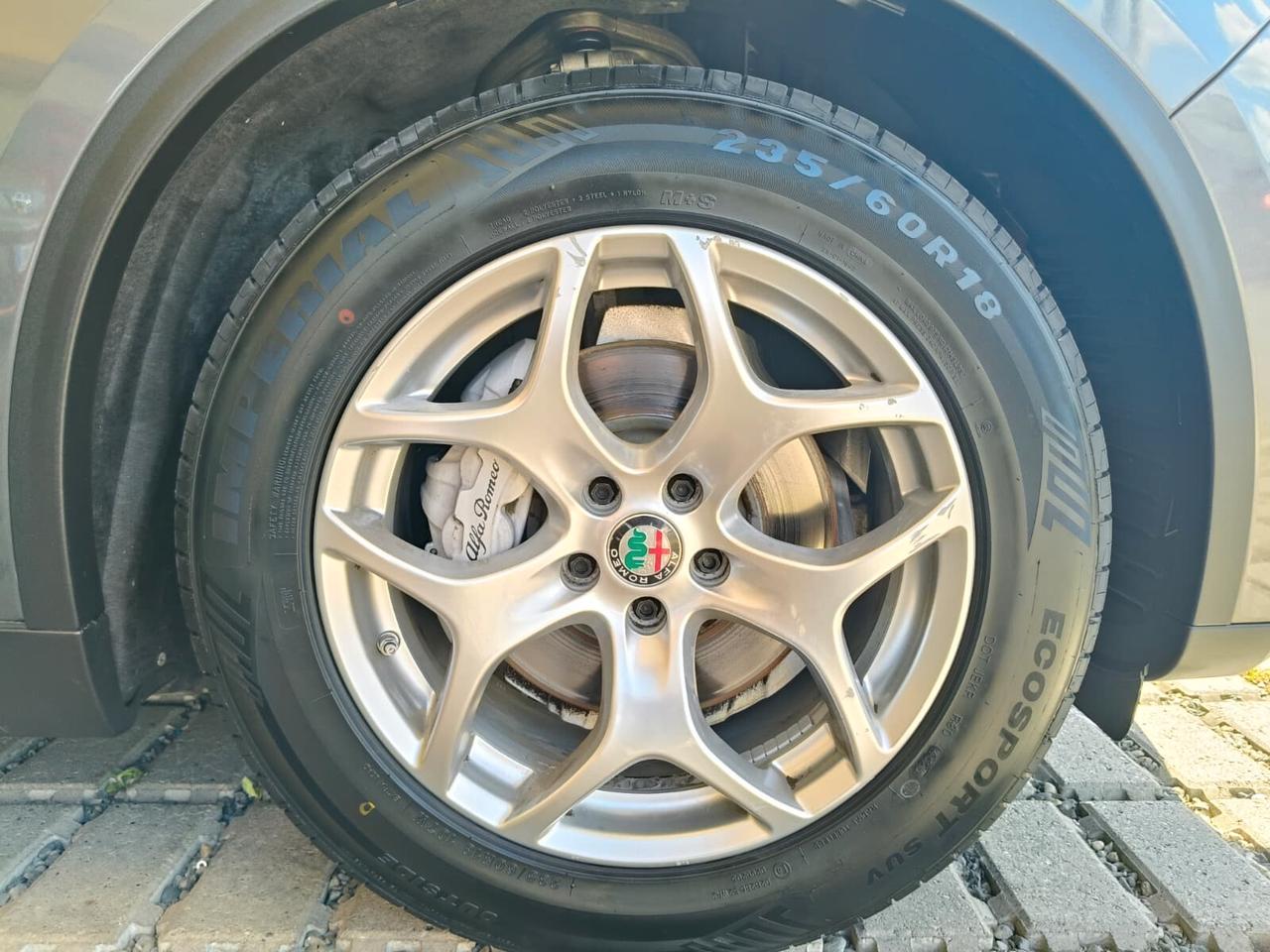 Alfa Romeo Stelvio N1 2.2 Turbodiesel 190 CV AT8 RWD Business