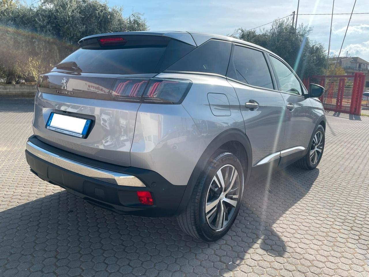 Peugeot 3008 BlueHDi 130 S&S EAT8 Allure