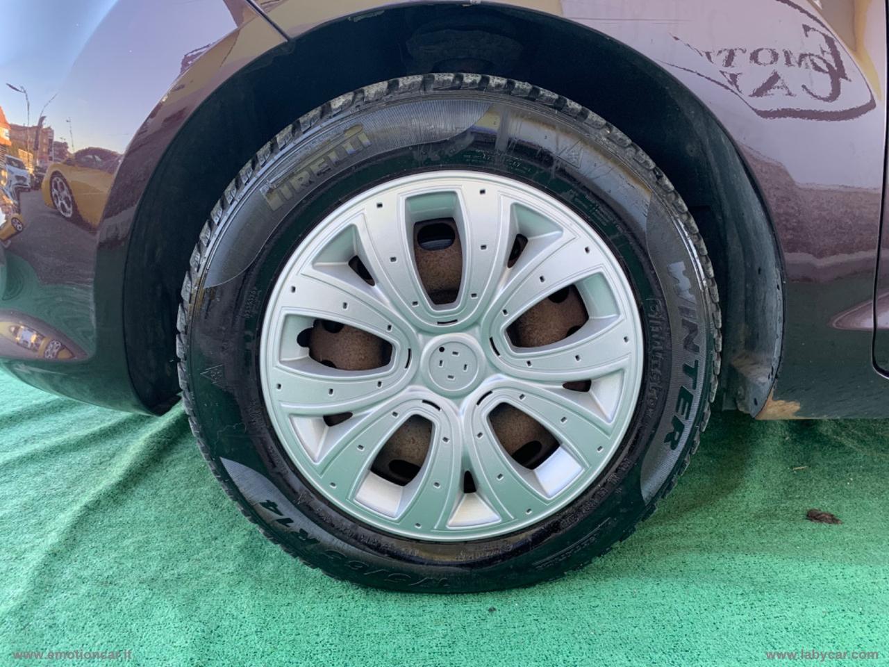 FORD Fiesta 1.4 TDCi 68 CV 5p. Titanium - 2009