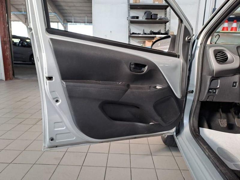 Peugeot 108 1.0 VTI ACTIVE S&S 5P NEOPATENTATI