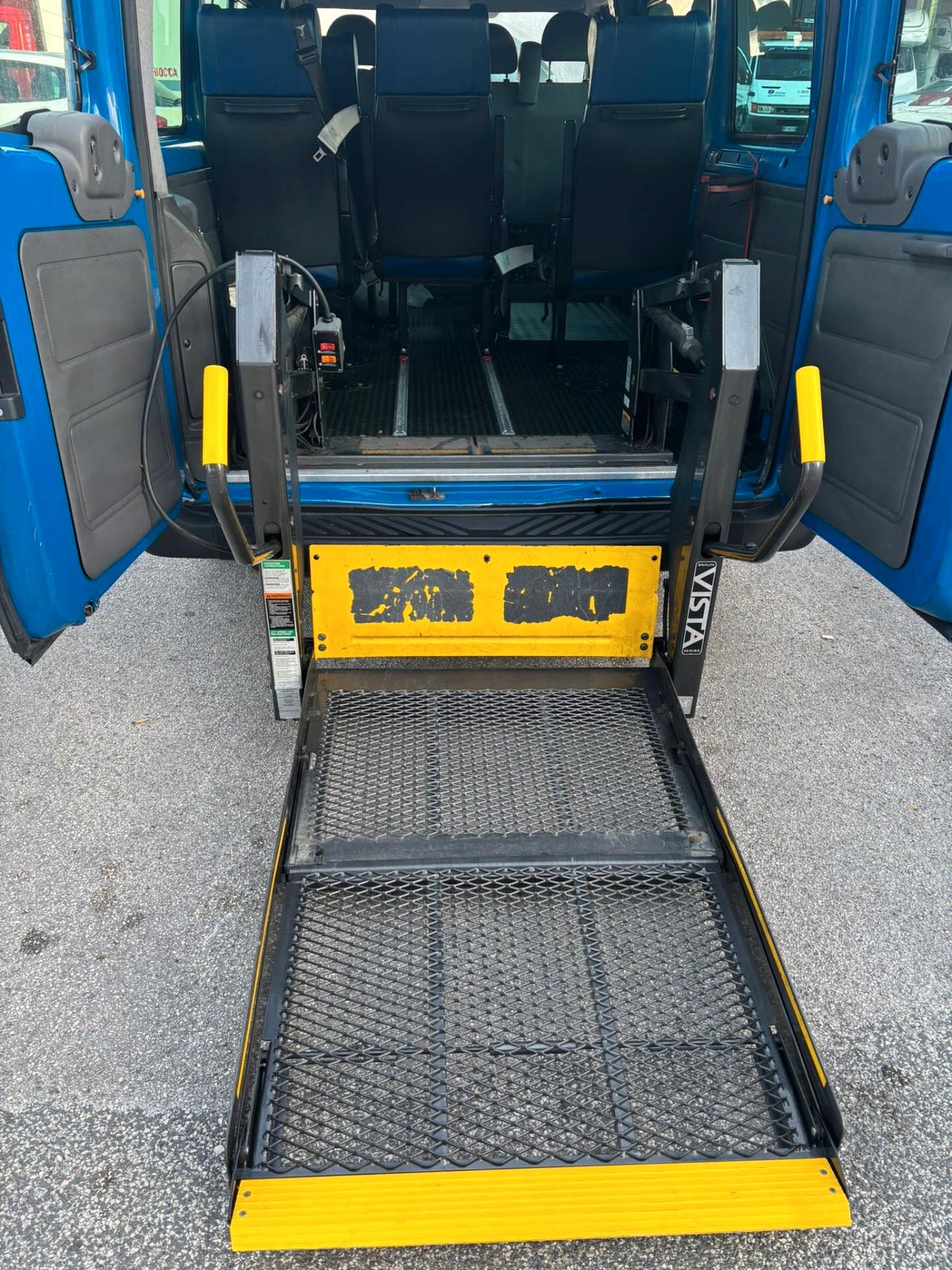 Ford Transit/Tourneo/Bus Transit 2.0 TD Con Pedana Trasporto Disabili