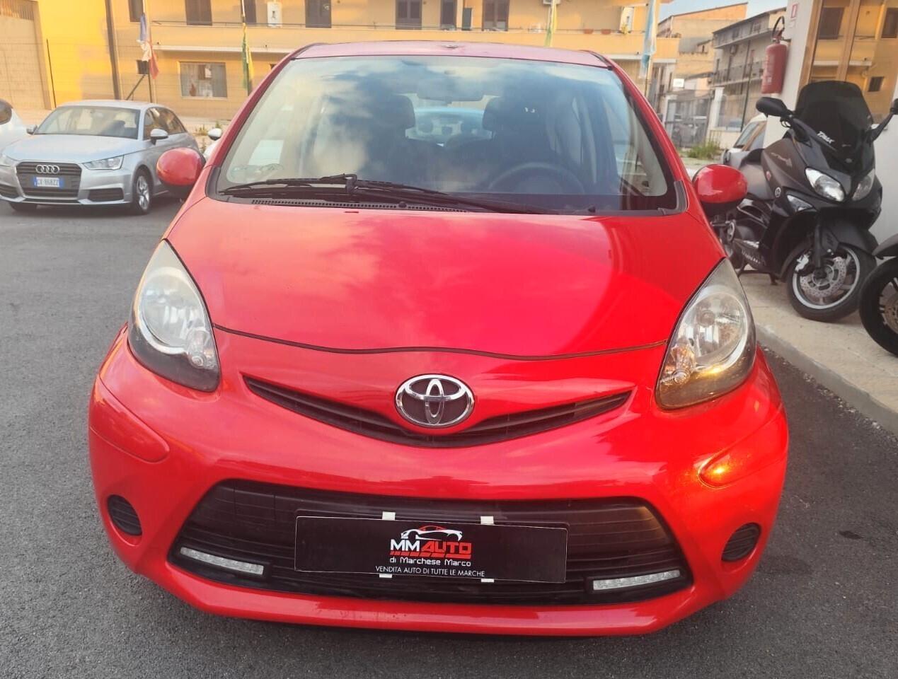 Toyota Aygo 1.0 12V VVT-i 3 porte Active Connect