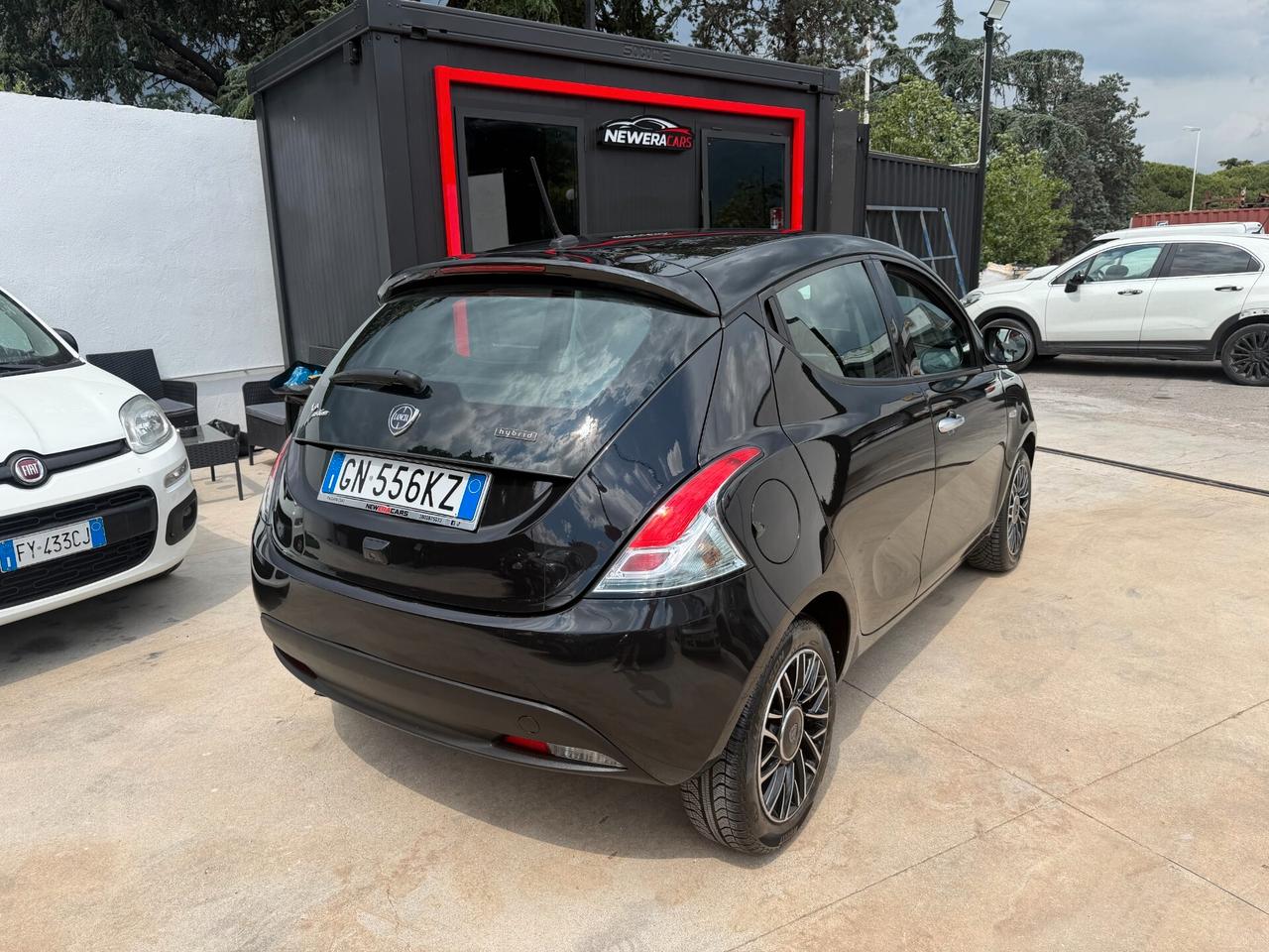 Lancia Ypsilon 1.0 FireFly 5 porte S&S Hybrid Gold Plus