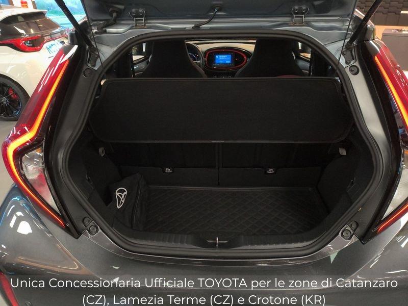 Toyota Aygo X Aygo X 1.0 VVT-i 72 CV 5p. Undercover