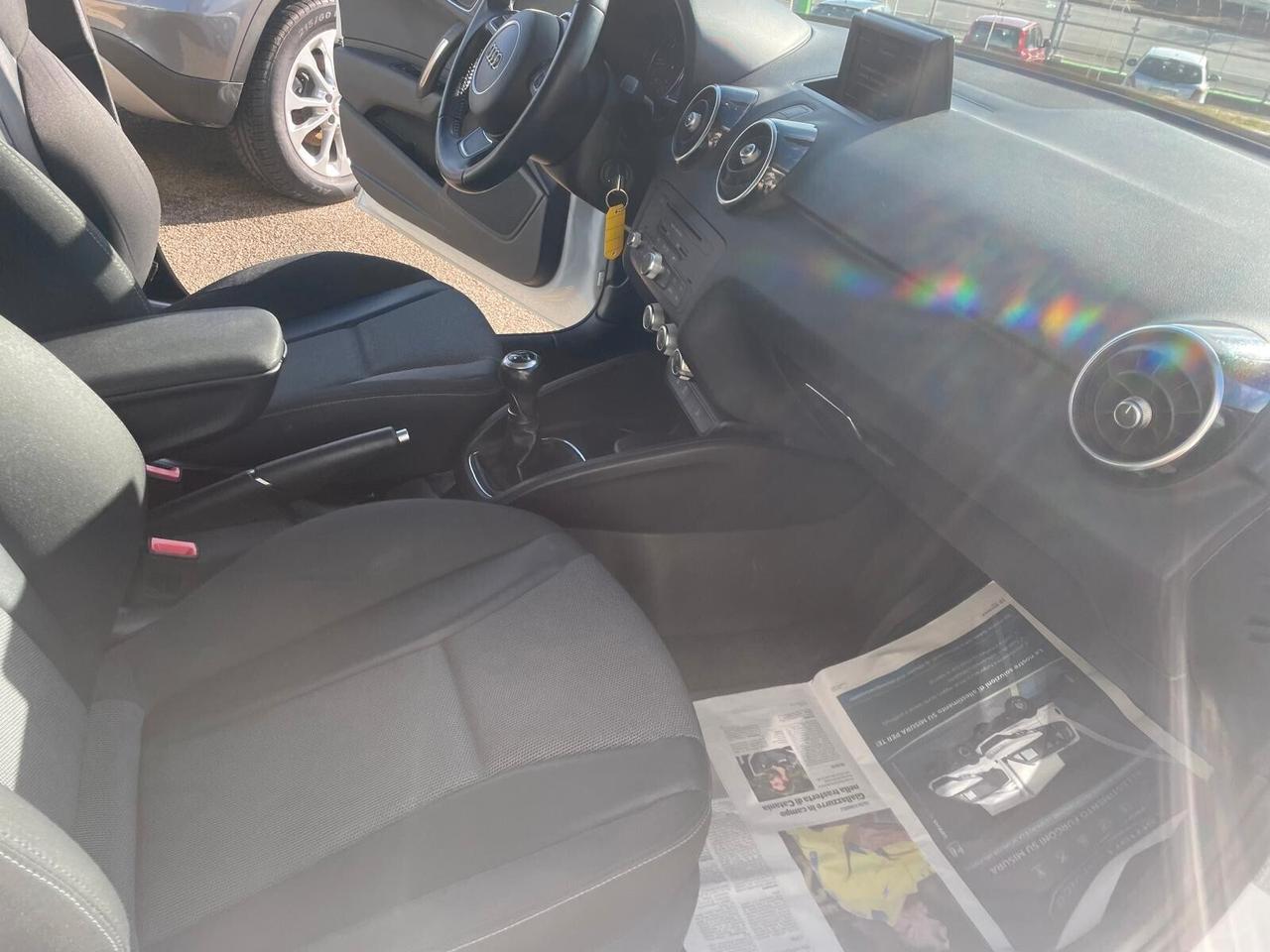 Audi A1 1.6 TDI S tronic Attraction NEOPATENTATI