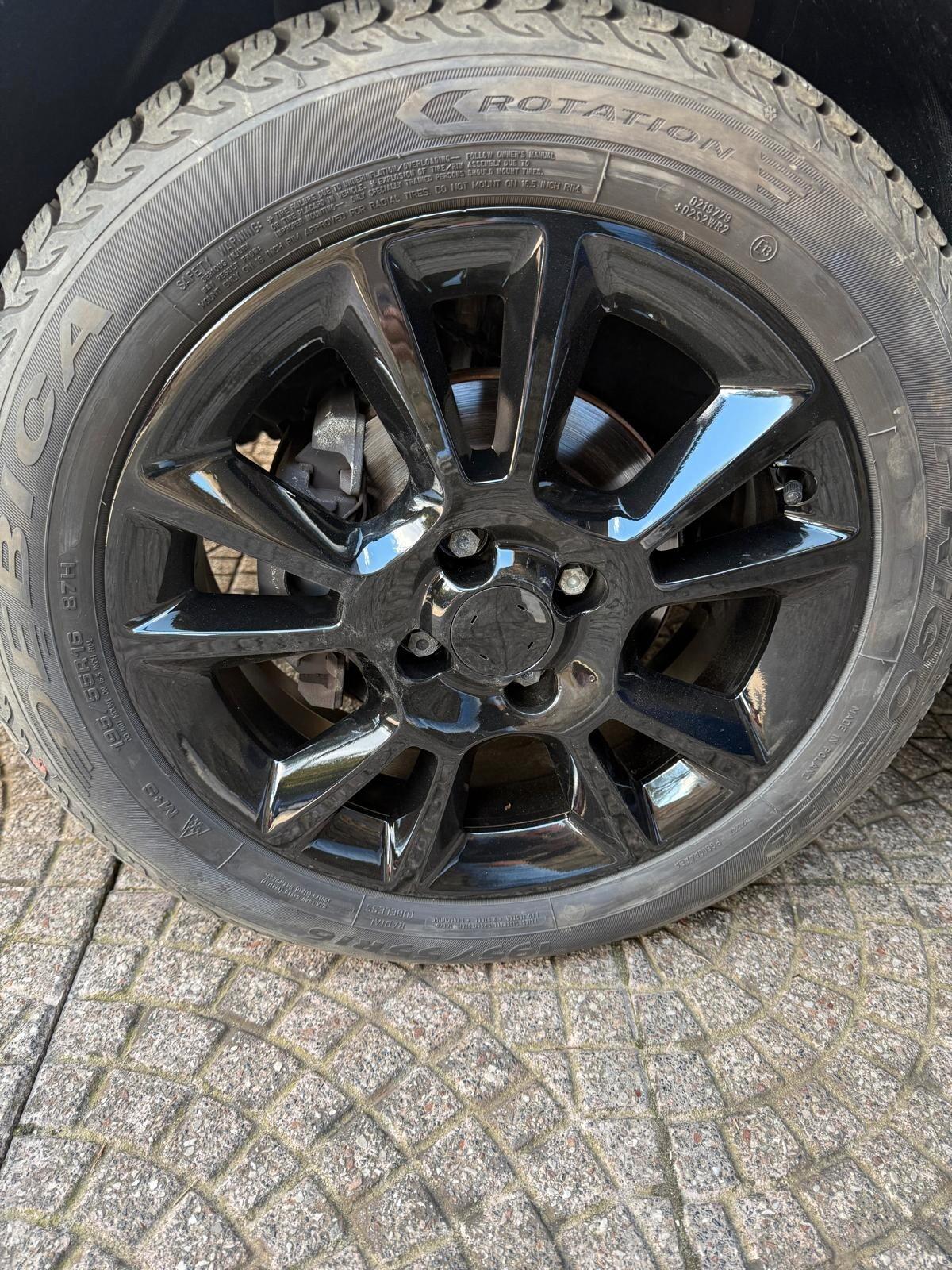 Opel Corsa 1.4 90CV GPL Tech 5 porte 120 Anniversary