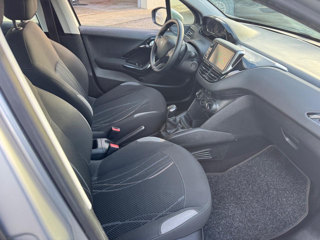 Peugeot 208 Versione Allure