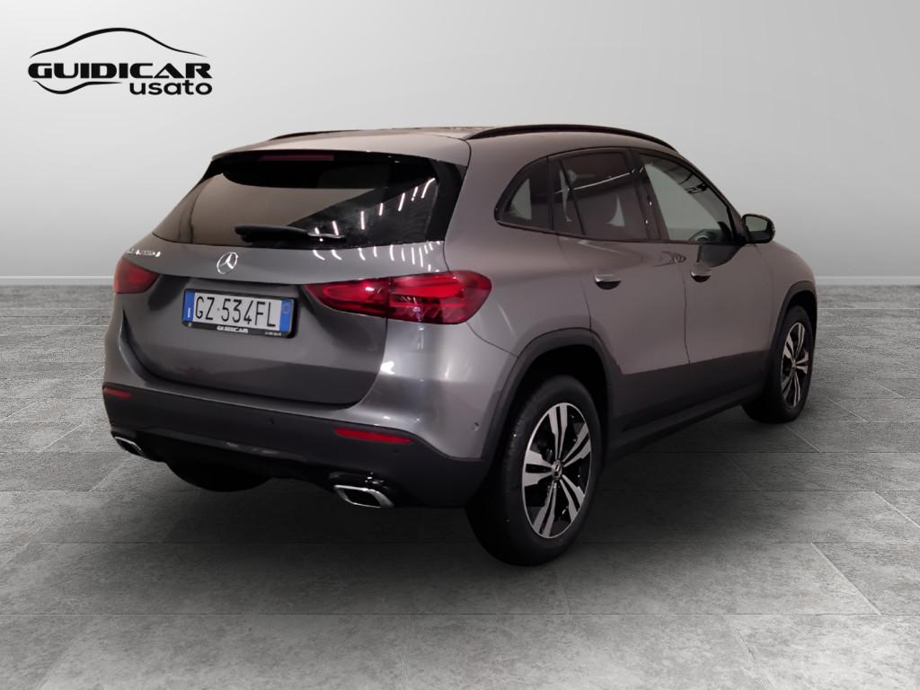 Mercedes-Benz GLA-H247 2023 - GLA 200 d Progressive Advanced auto