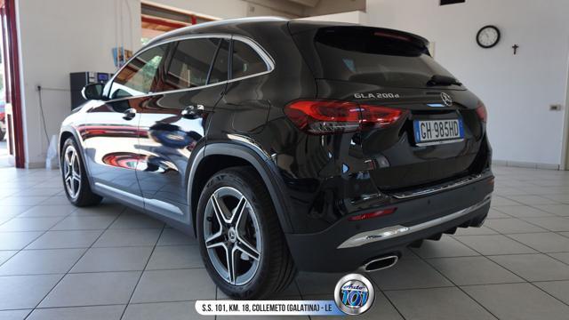 MERCEDES-BENZ GLA 200 d Automatic Premium