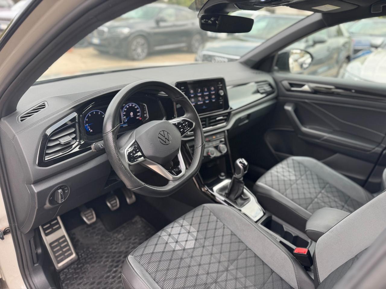 VOLKSWAGEN T-ROC 1.5TURBO BENZINA