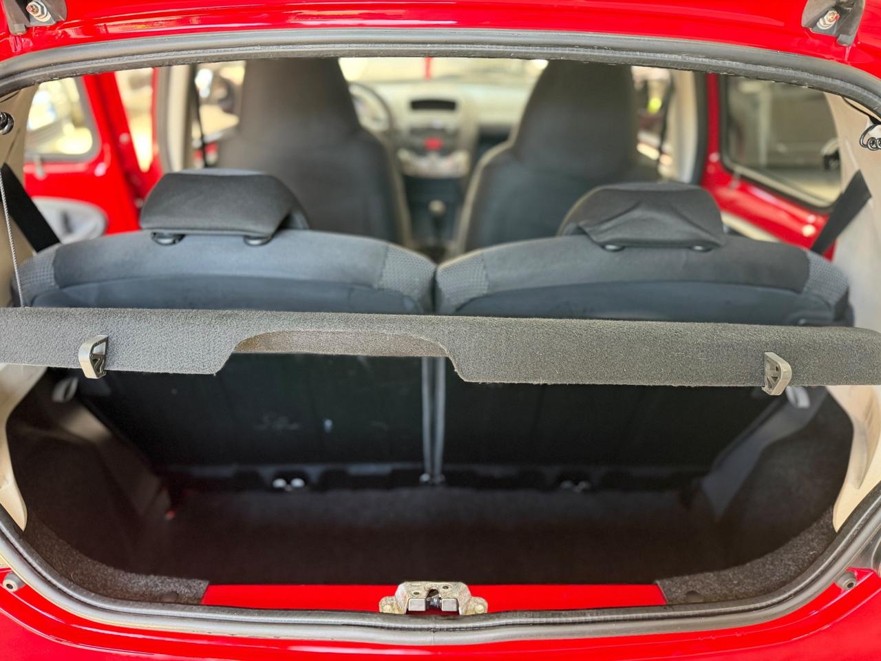 Toyota Aygo 1.0 12V VVT-i 5 porte Now