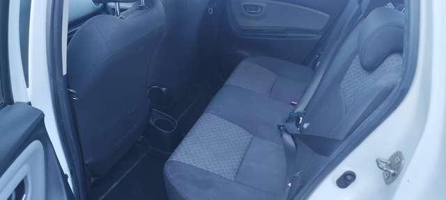 Toyota Yaris Yaris III 2015 5p 1.0 Lounge