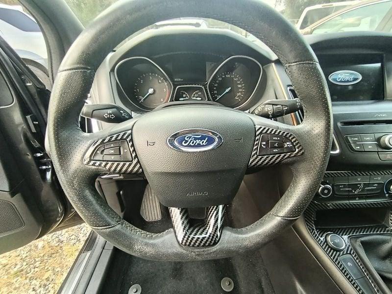 Ford Focus 1.5 TDCi 120cv S&S ST Line