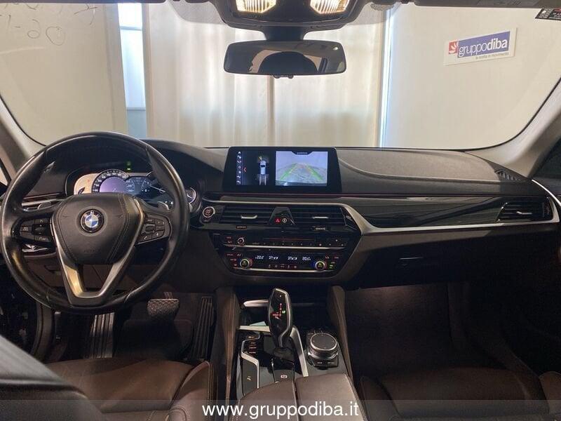 BMW Serie 5 G31 2017 Touring Diese 520d Touring Luxury auto