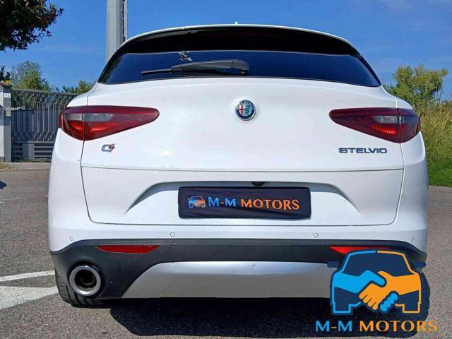 ALFA ROMEO Stelvio 2.0 Turbo 280 CV AT8 Q4 Veloce!