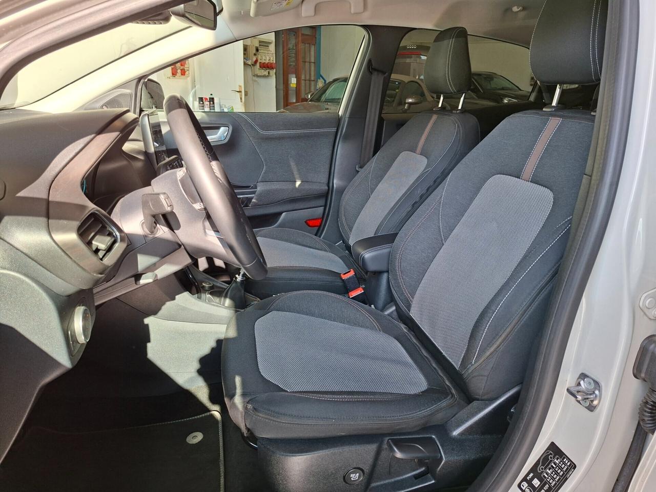 Ford Puma 1.0 EcoBoost Titanium X -