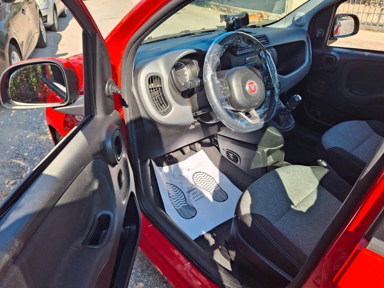 Fiat Panda 1.2 EasyPower modello lounge Neopatentati