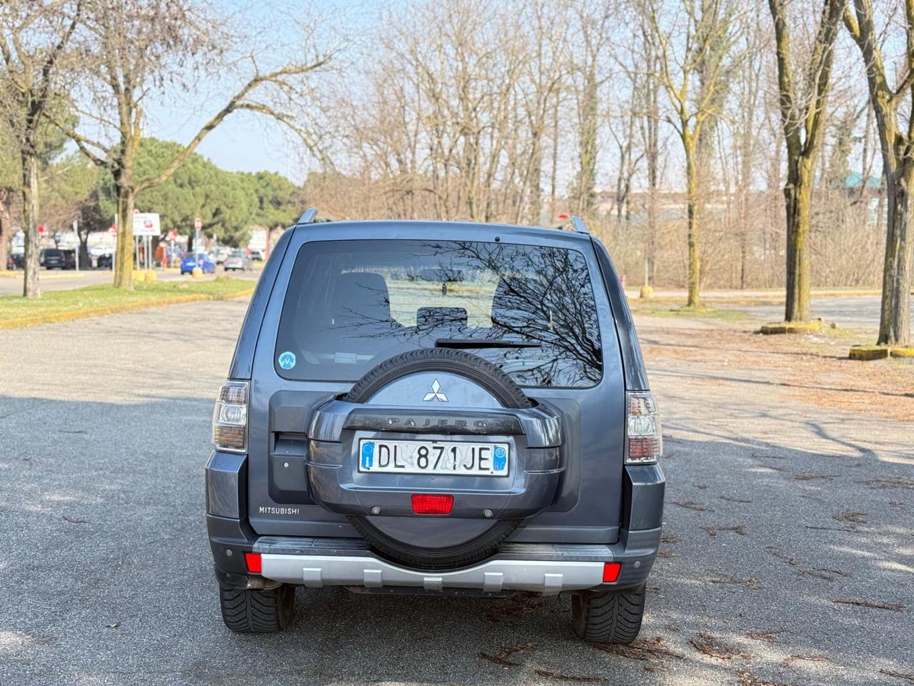 Mitsubishi Pajero 3.2 DI-D 16V 5p. Invite