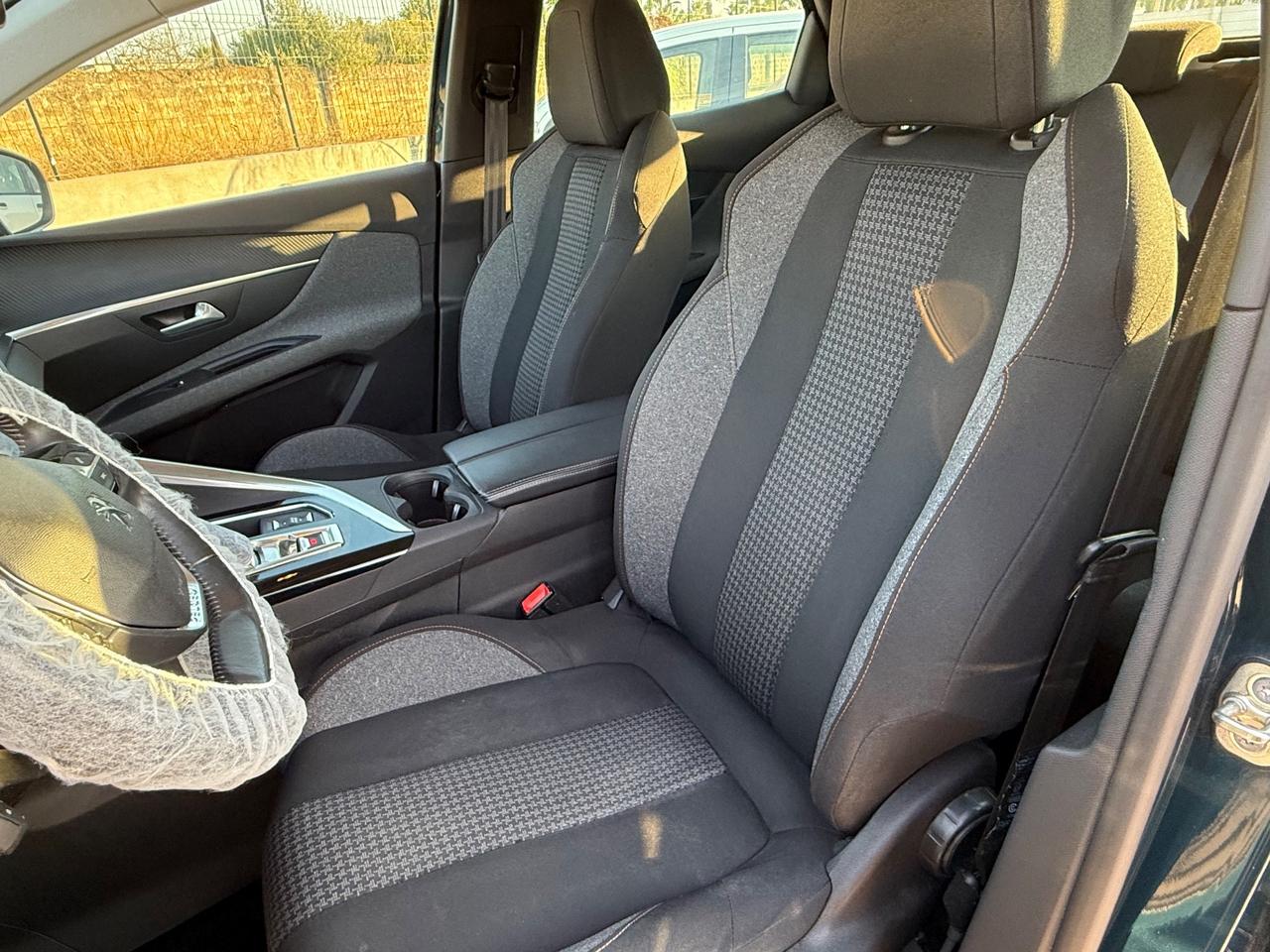 Peugeot 3008 BlueHDi 130 S&S Allure