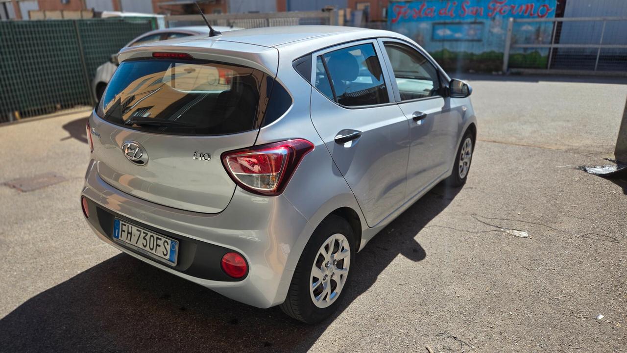 Hyundai i10 1.0 LPGI Econext Login unico proprietario