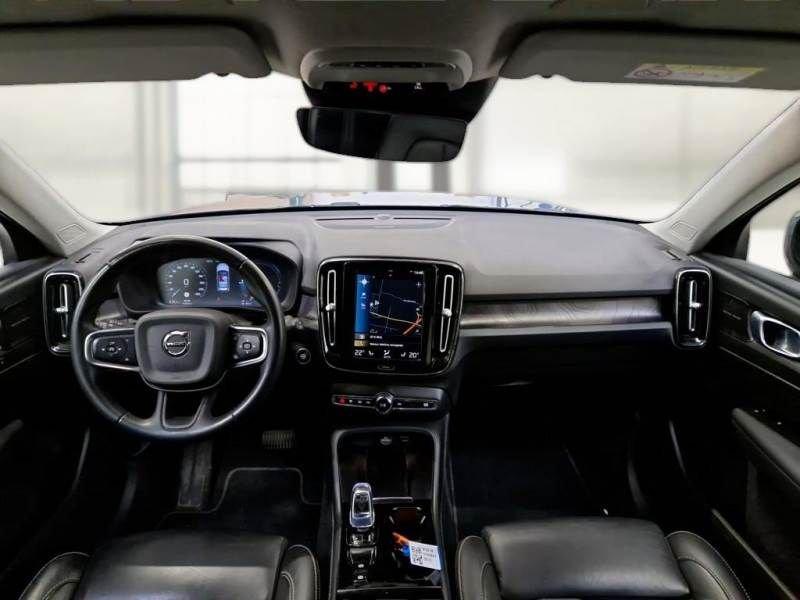 Volvo XC40 Recharge T5 180+82 CV Plug-In Hybrid Recharge Plus Dark