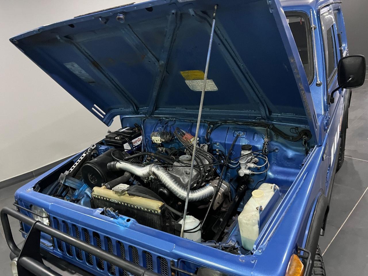 Suzuki SJ Berlina 1.0 410